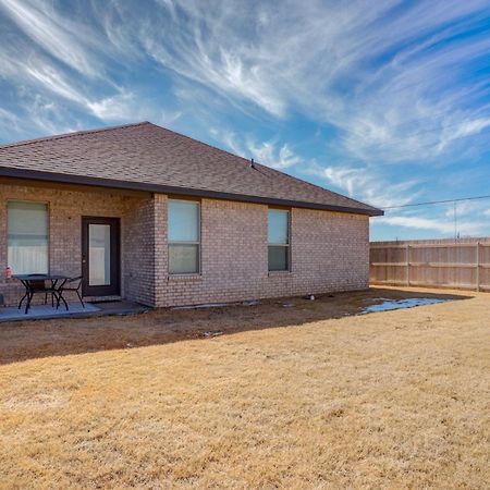 Entire House~ Spacious~ Prime Location~ Backyard Lubbock Buitenkant foto